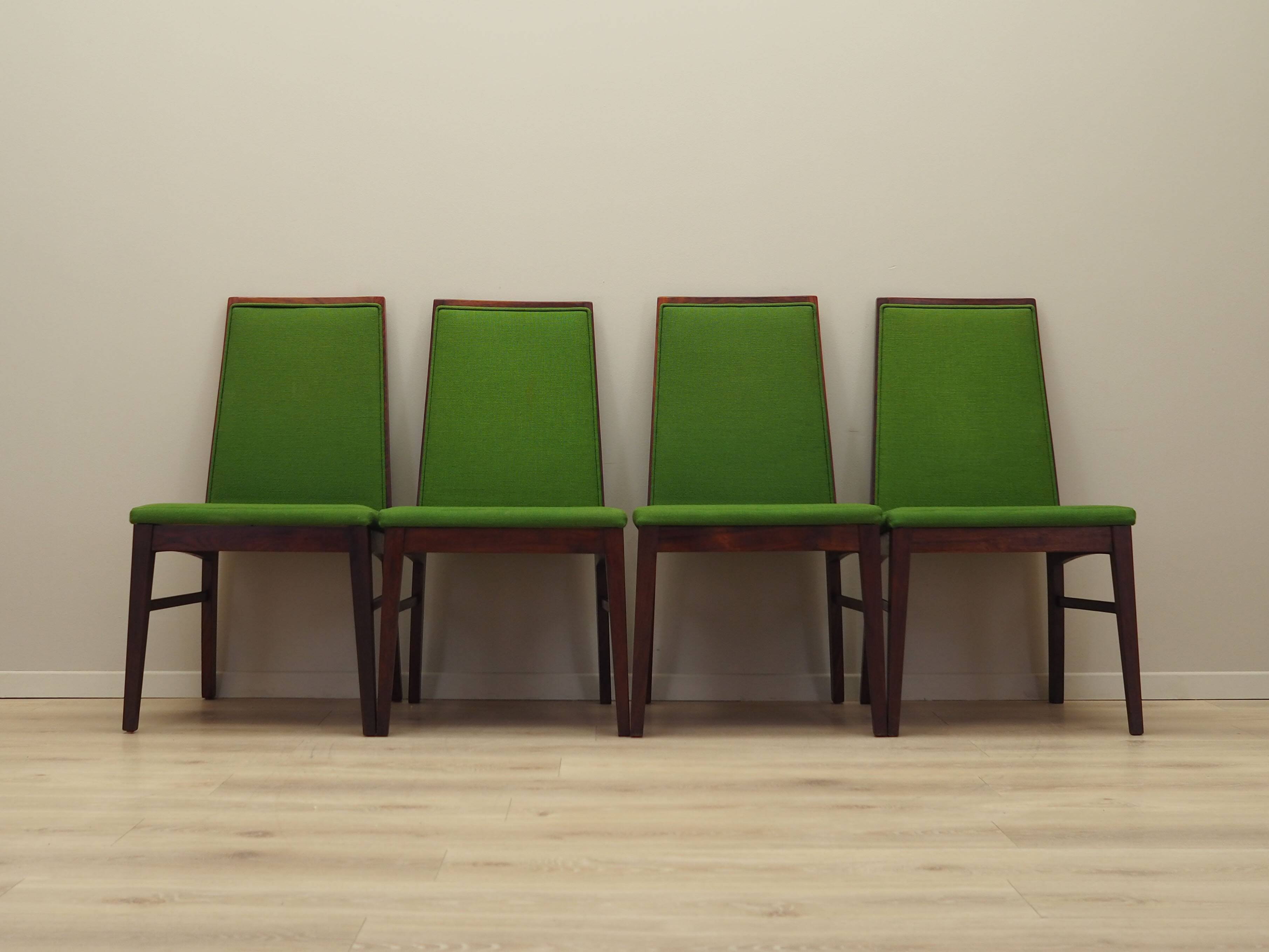 Ensemble de quatre chaises en palissandre, design danois, années 1970, éditeur : Dyrlund