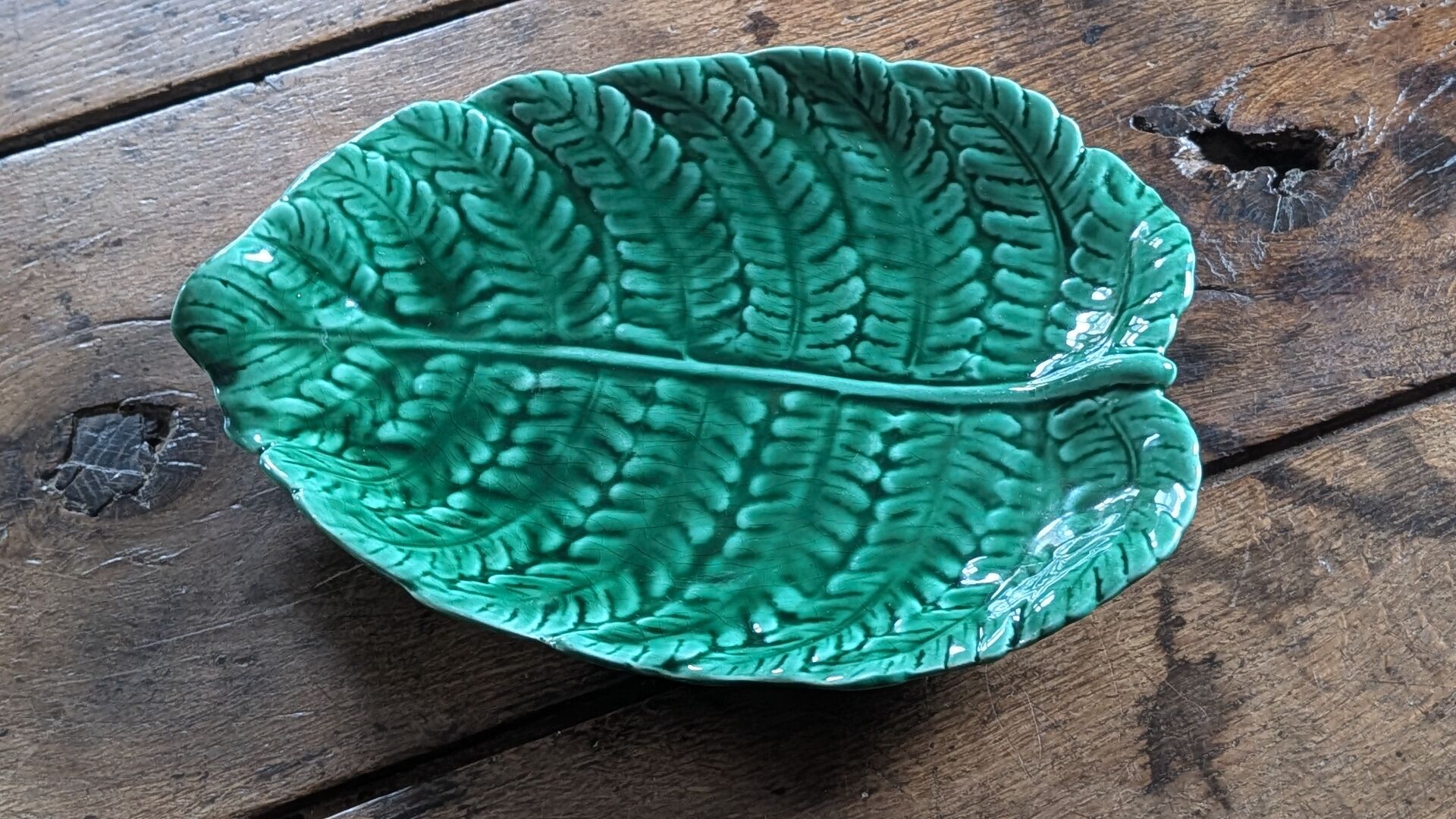 Fern leaf plate Sarreguemines green