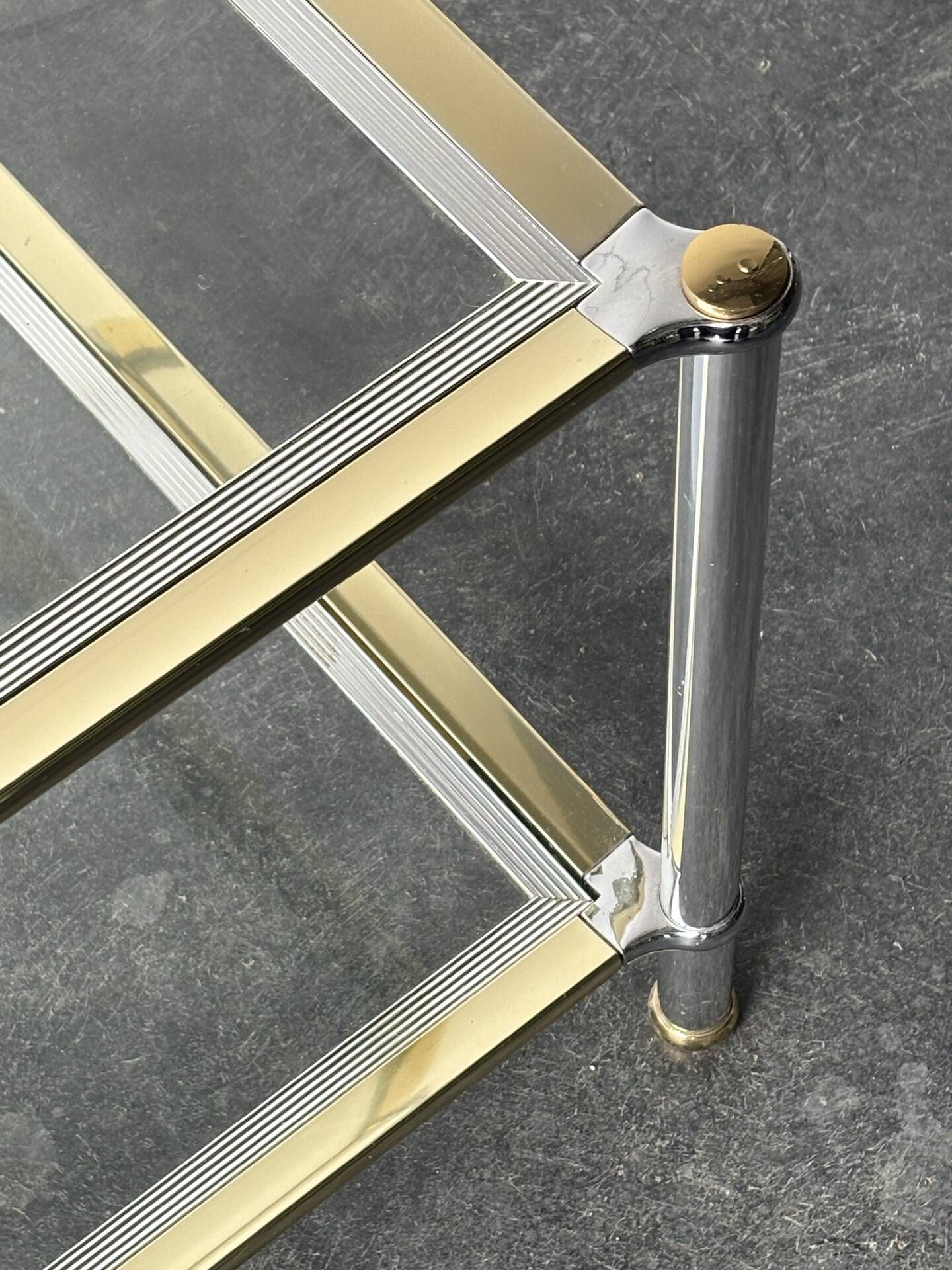 Table basse en métal chromé, doré et verre, 1970