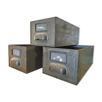 Set of 3 industrial lockers