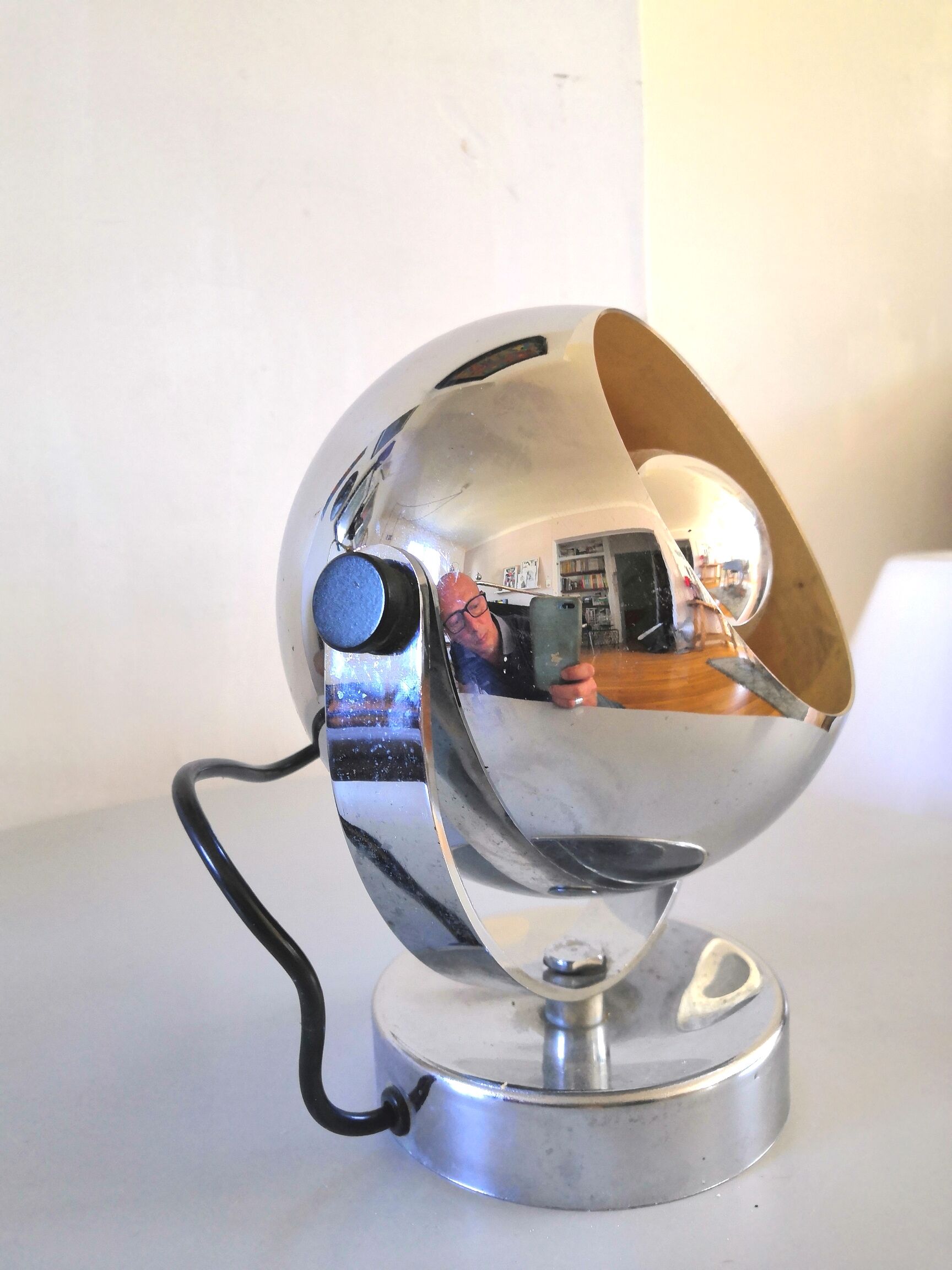 Applique eye ball en inox design années 70