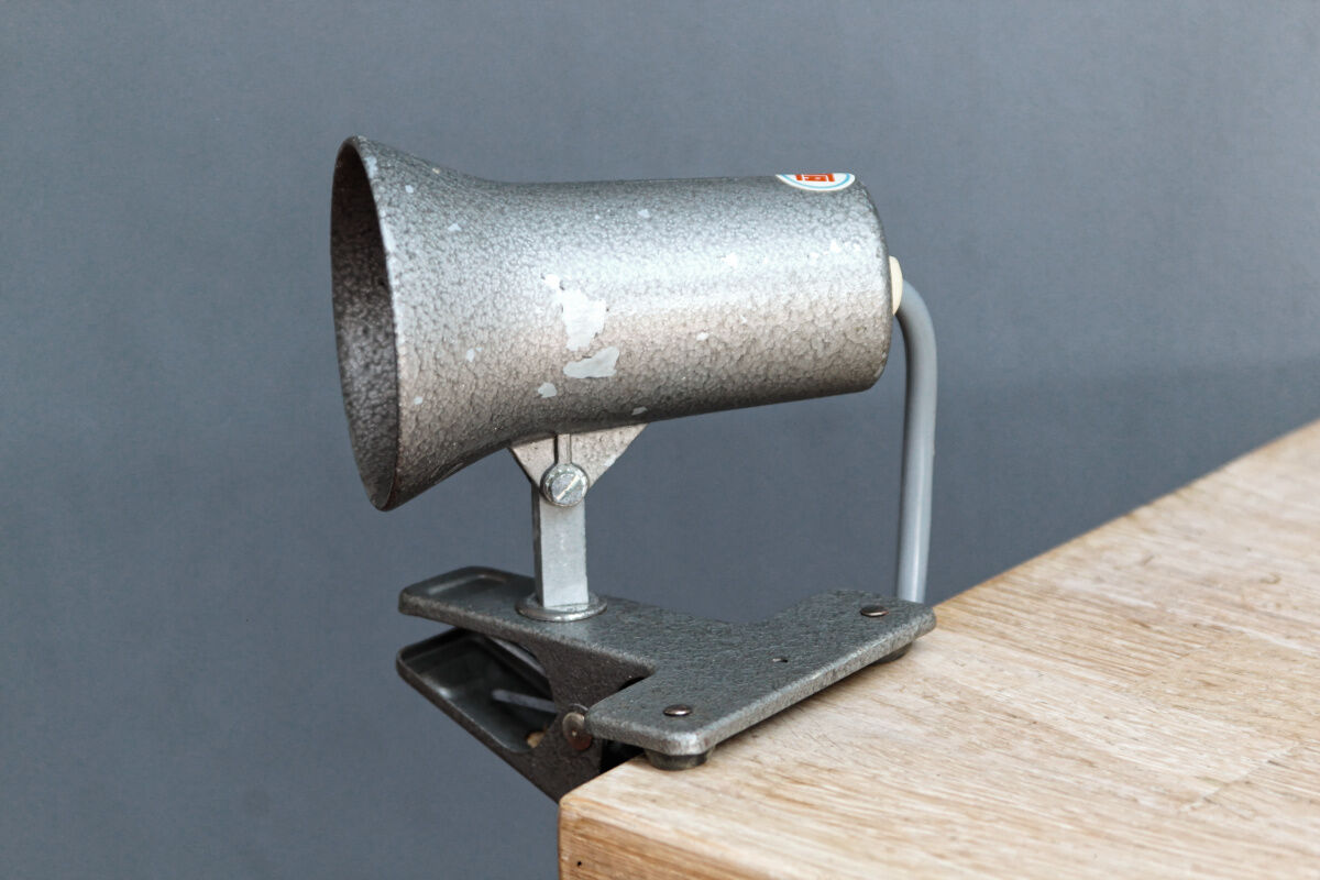 Spot pince Lita gris