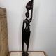 Statuette femme portant une jarre en bois 47cm