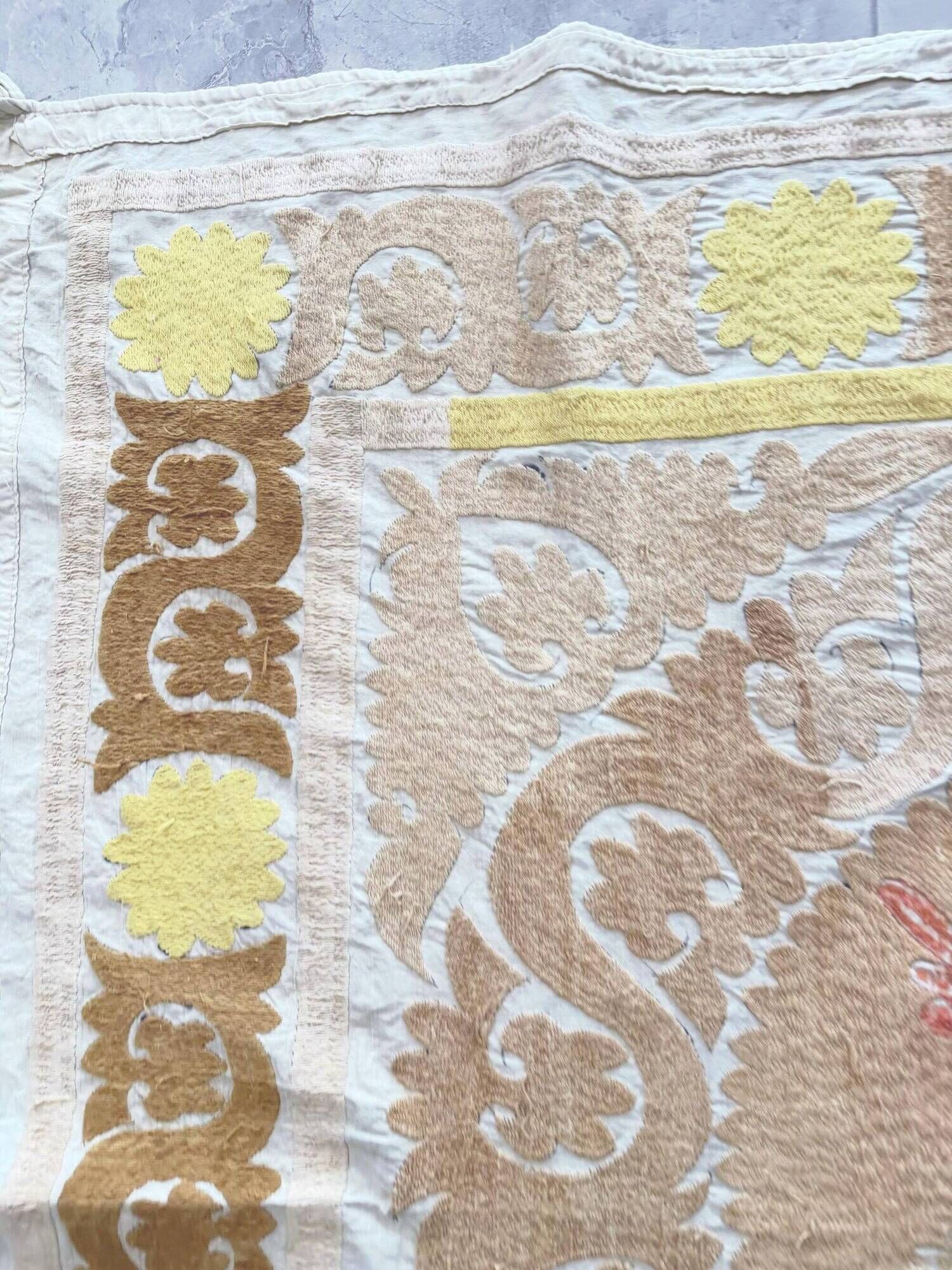 Vintage hand-embroidered tablecloth 128x142 cm