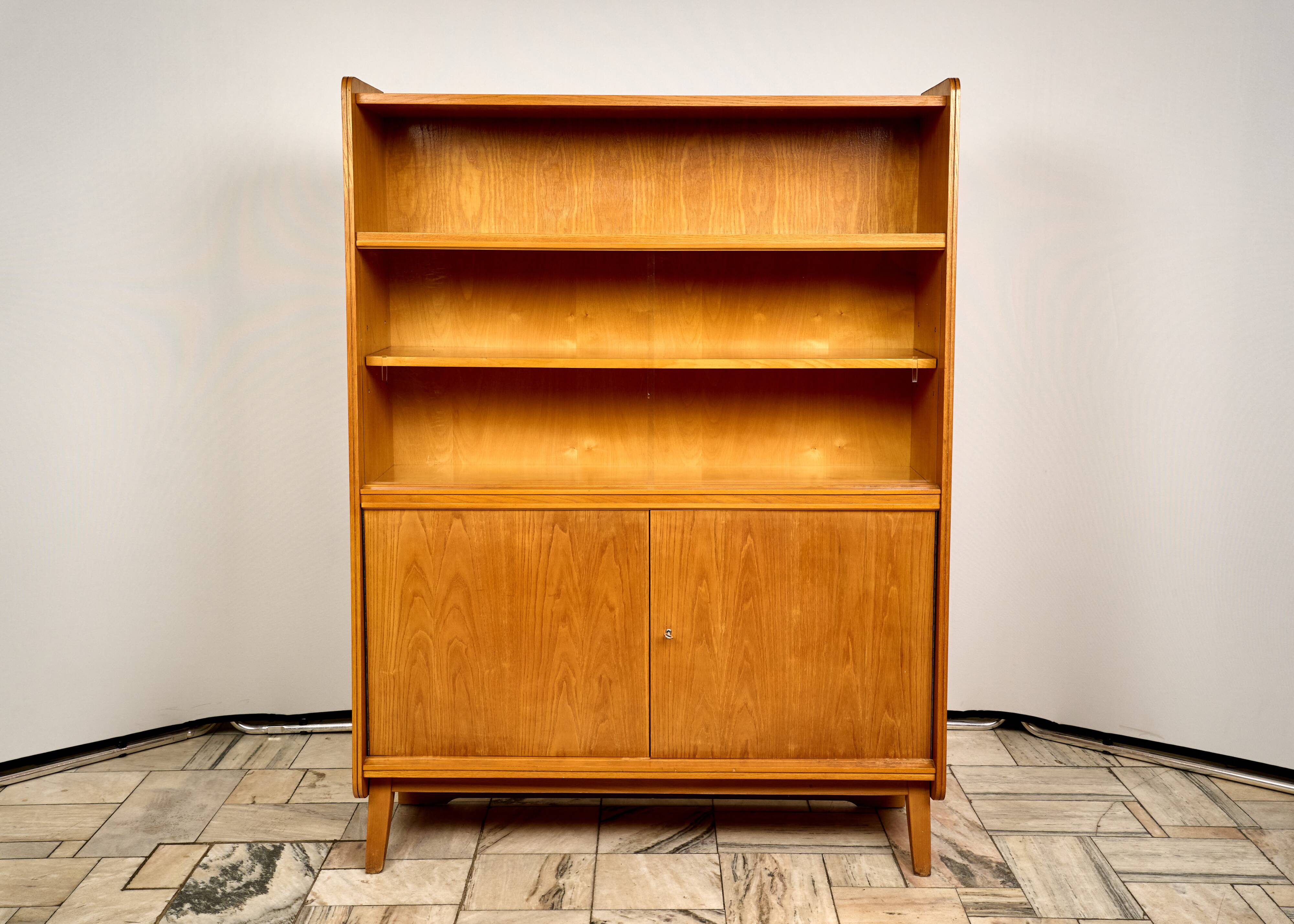 Bibliothèque / Vitrine vintage TATRA, années 1960, Tchécoslovaquie