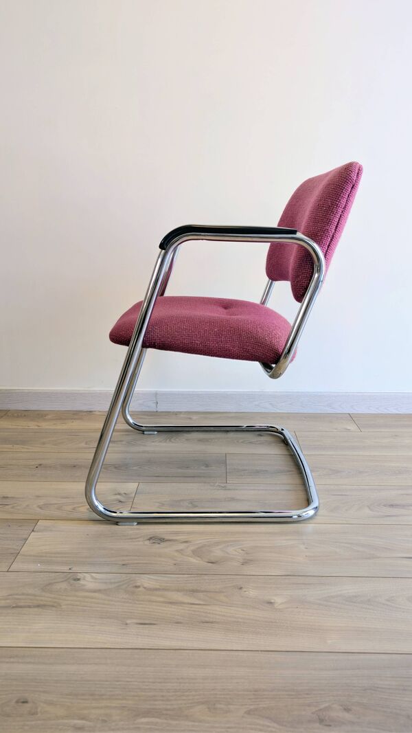 Fauteuil Strafor Steelcase 421 vintage tissu prune, 1989