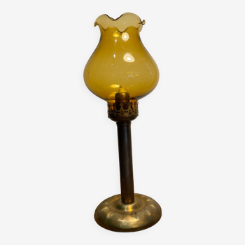 Candle holder / Candlestick / Lamp with automatic candle raising