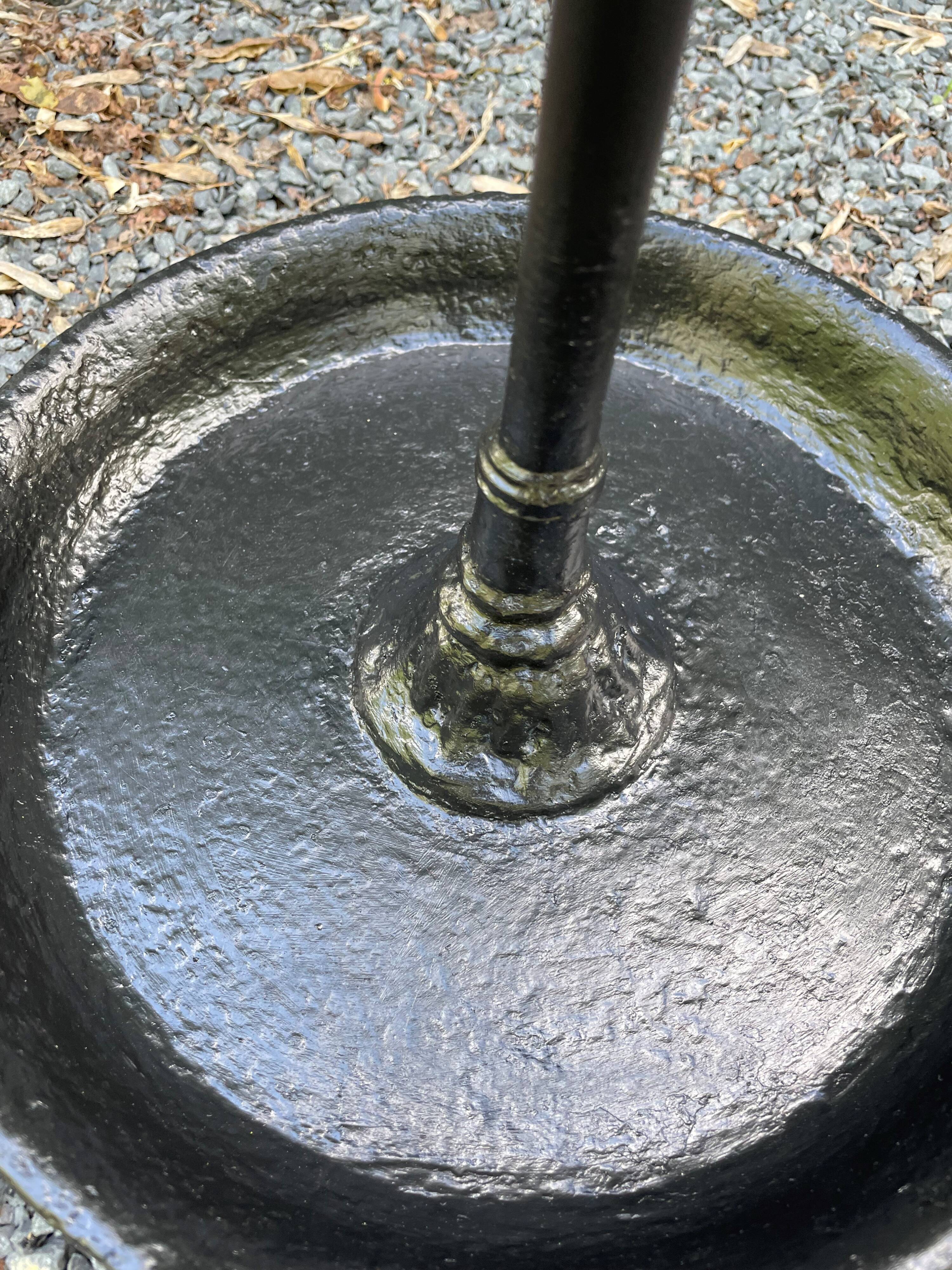 Cast iron umbrella holder debut 20th