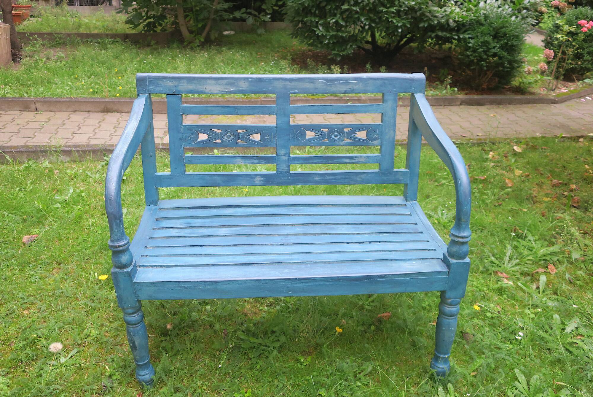 Mid century distressed painted garden bench
