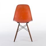 Chaise à coque latérale vintage originale Eames DSW d'Herman Miller orange