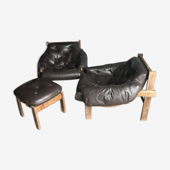 Fauteuils en cuir tufté brun du milieu du siècle et pouf dans le style de Percival Lafer, années 1960, Ensemble de 3