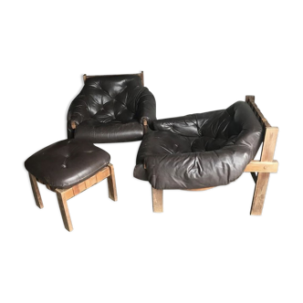 Fauteuils en cuir tufté brun du milieu du siècle et pouf dans le style de Percival Lafer, années 1960, Ensemble de 3