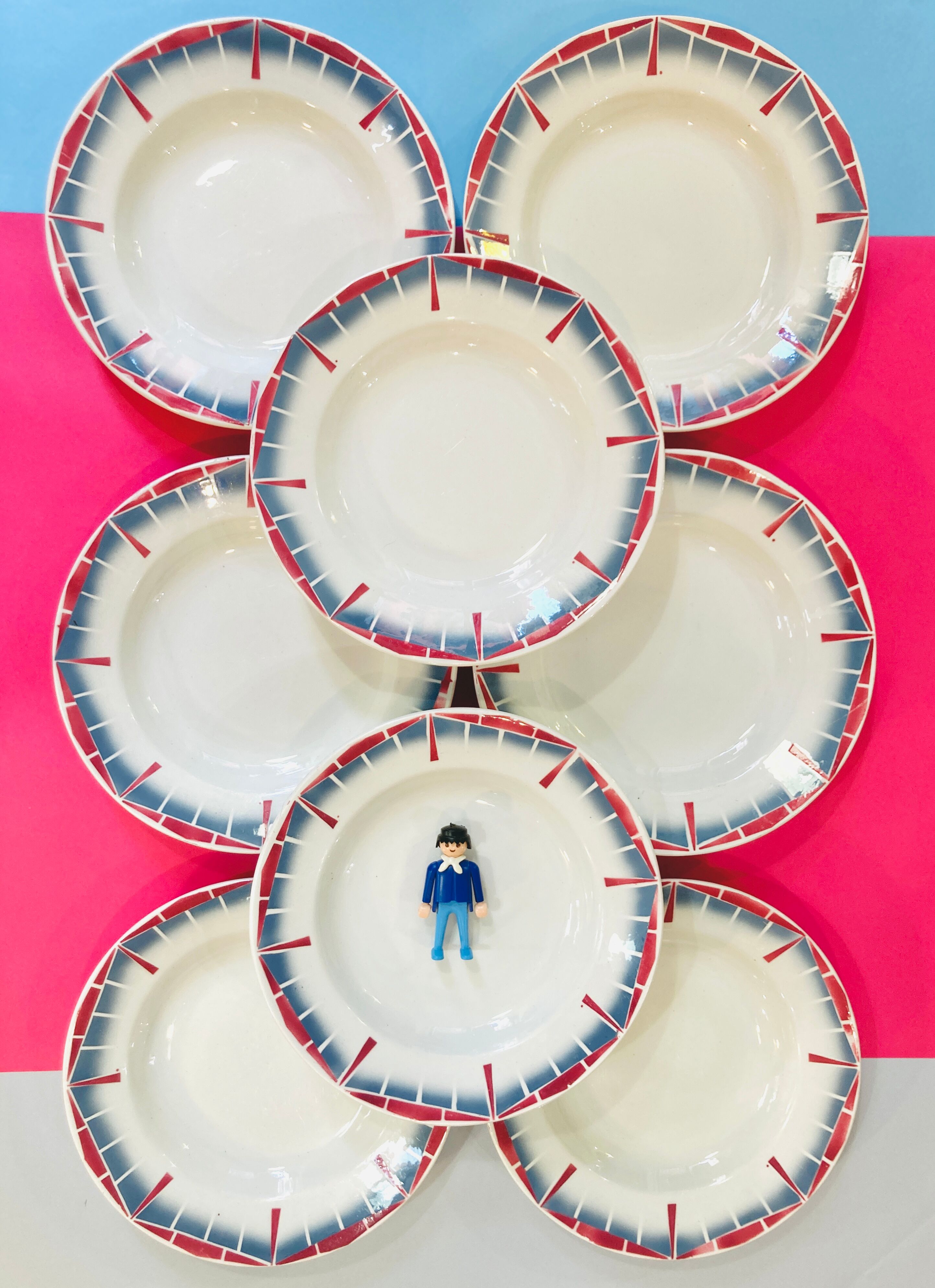 8 hollow plates ceranord st amand boulingrin pink and blue -vintage-kitchen-retro