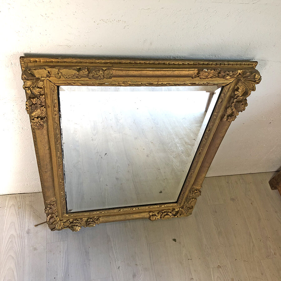 Old bevelled ice mirror 95x76cm