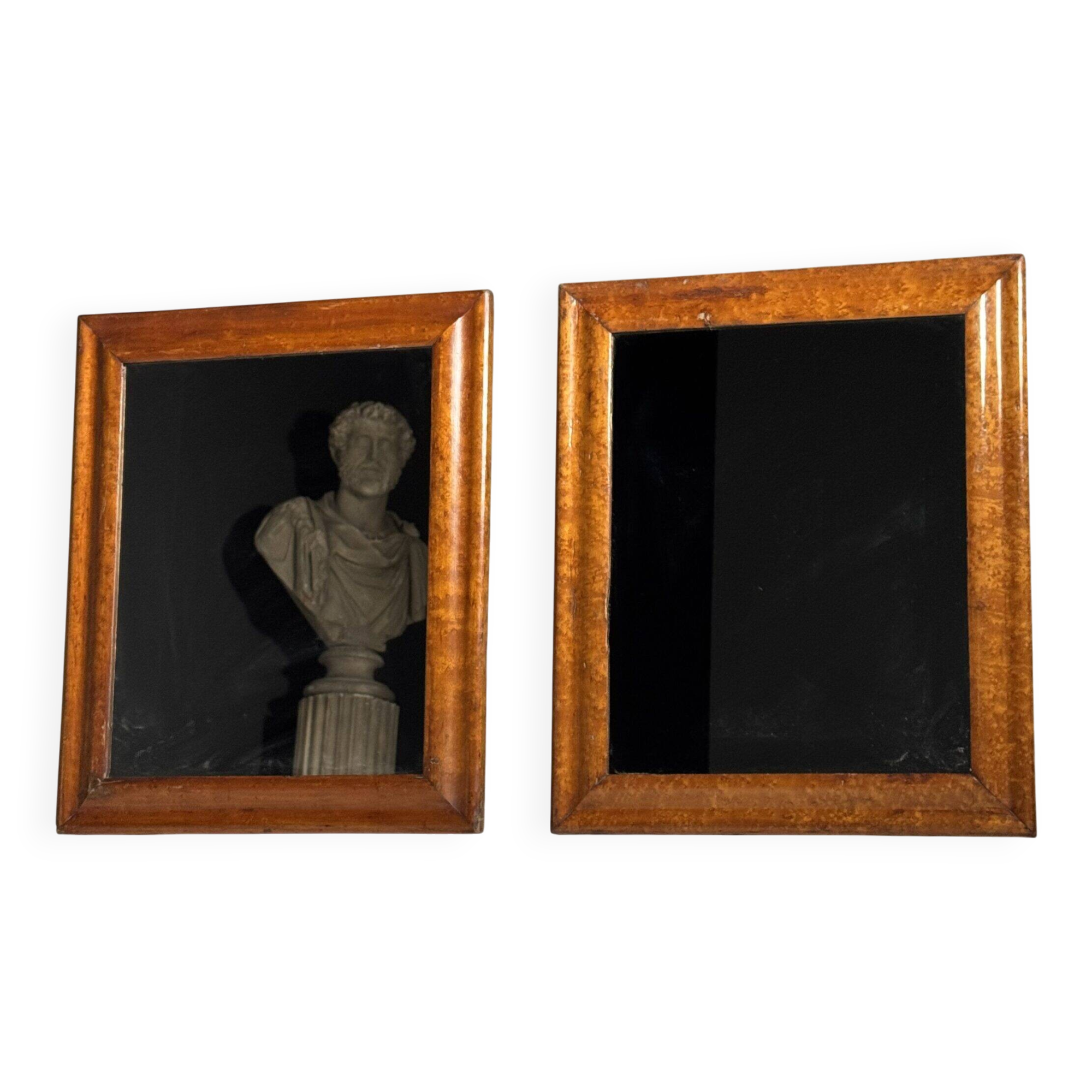Set of 2 mirrors