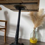 Table bistrot pied central en fonte style industriel