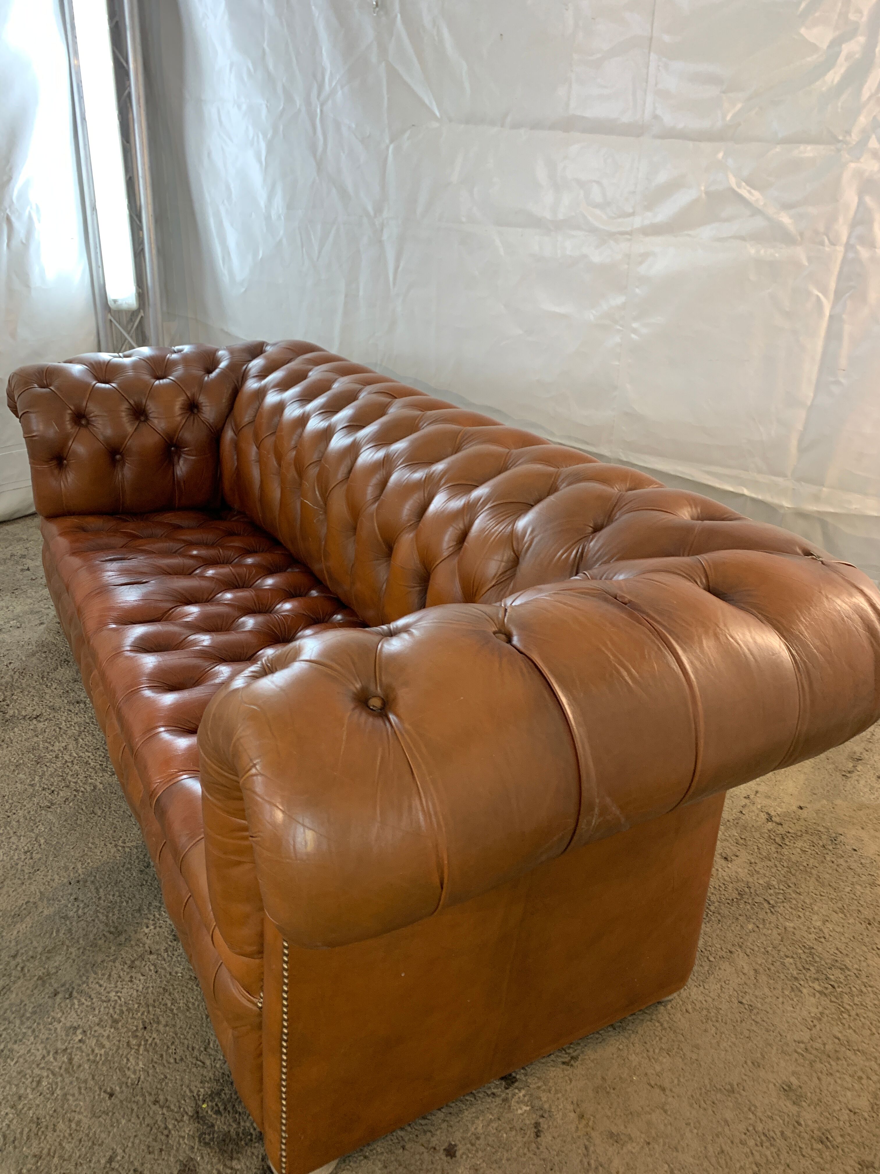 Chesterfield Sofa 3-4 seats