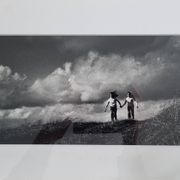 Vintage black and white photo of dunes from the 70s, framed 49 x 29 cm in a gold frame.