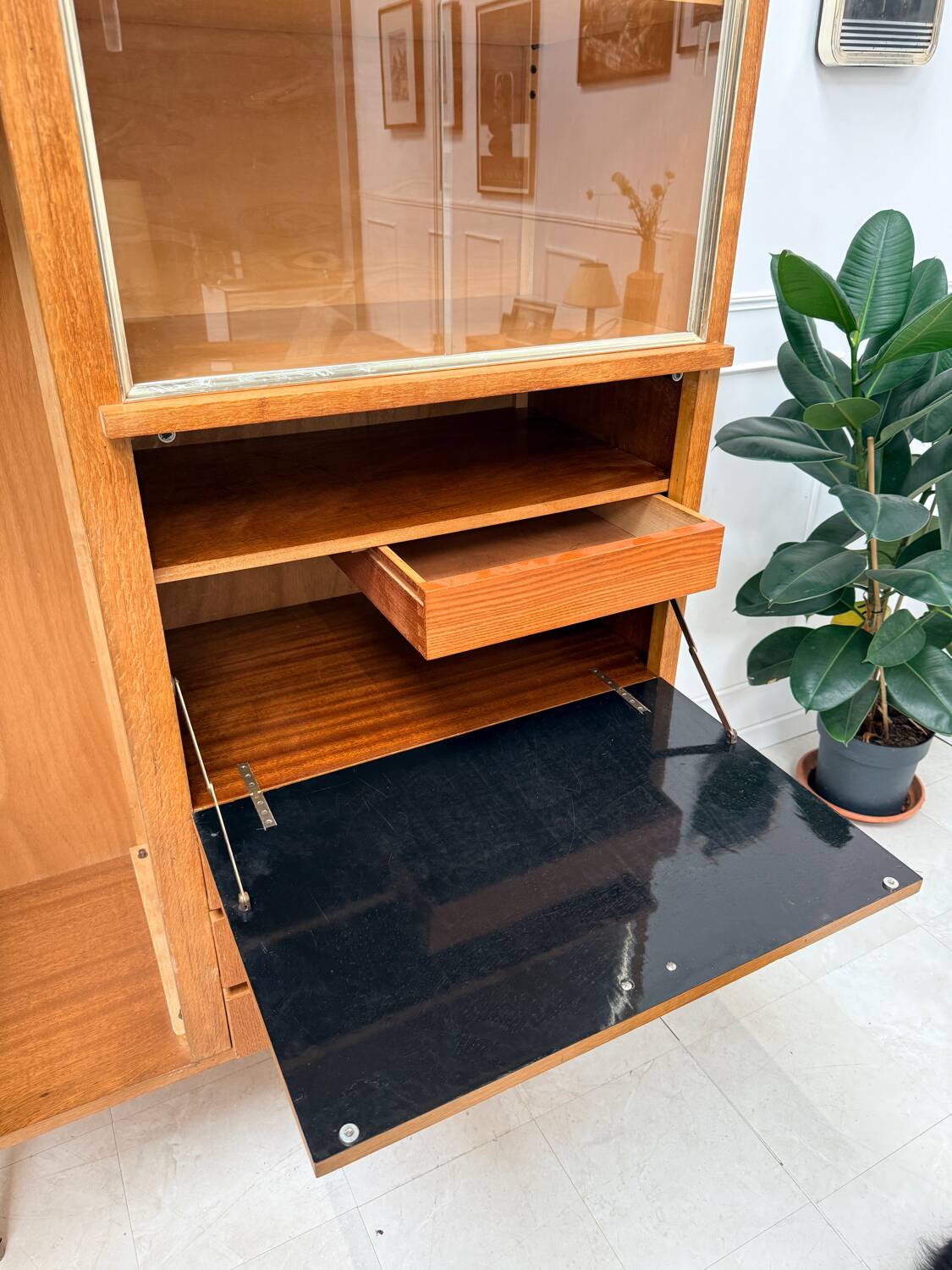 Vintage 50s wardrobe