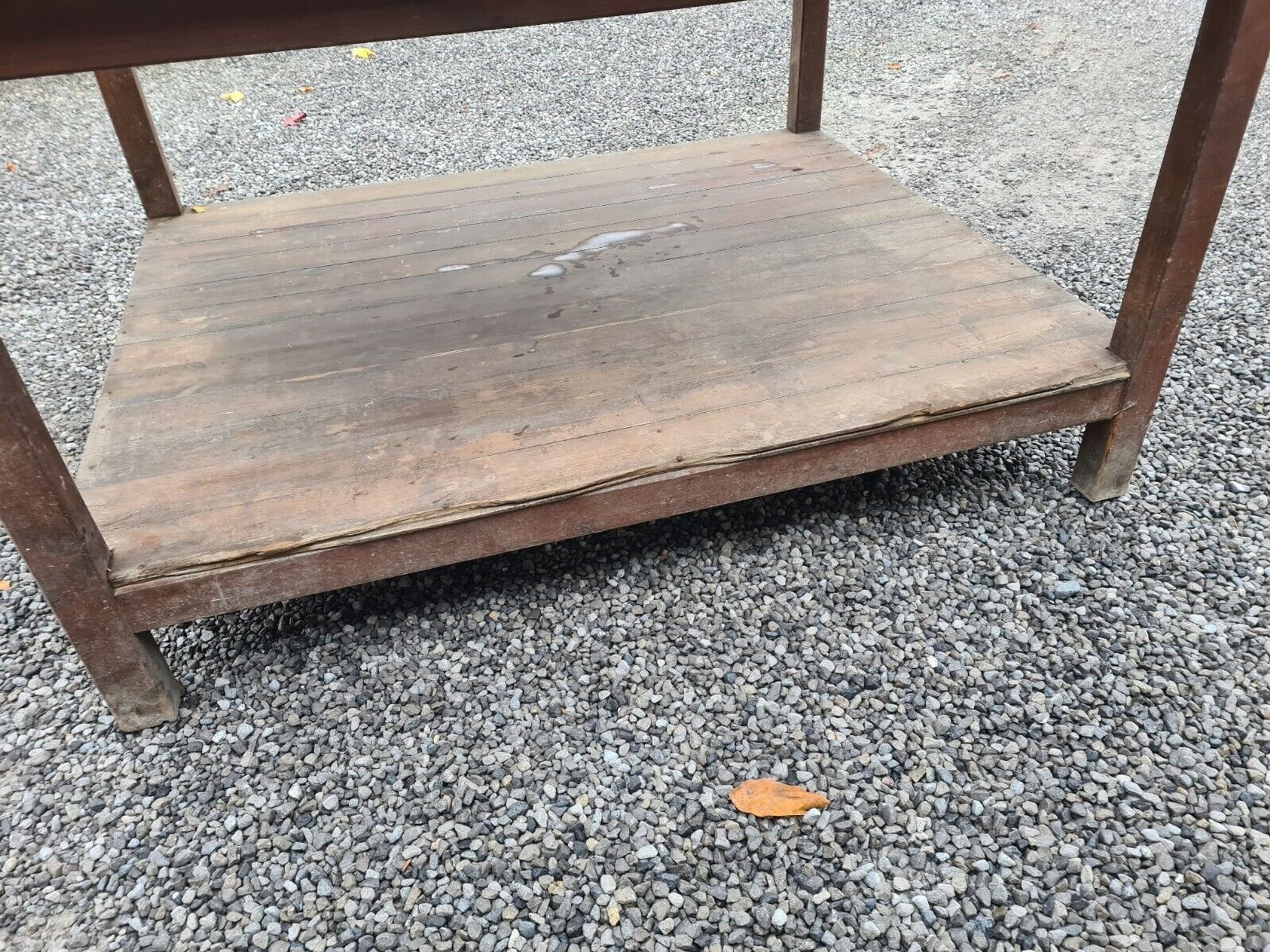 Table à doubles plateaux en sapin