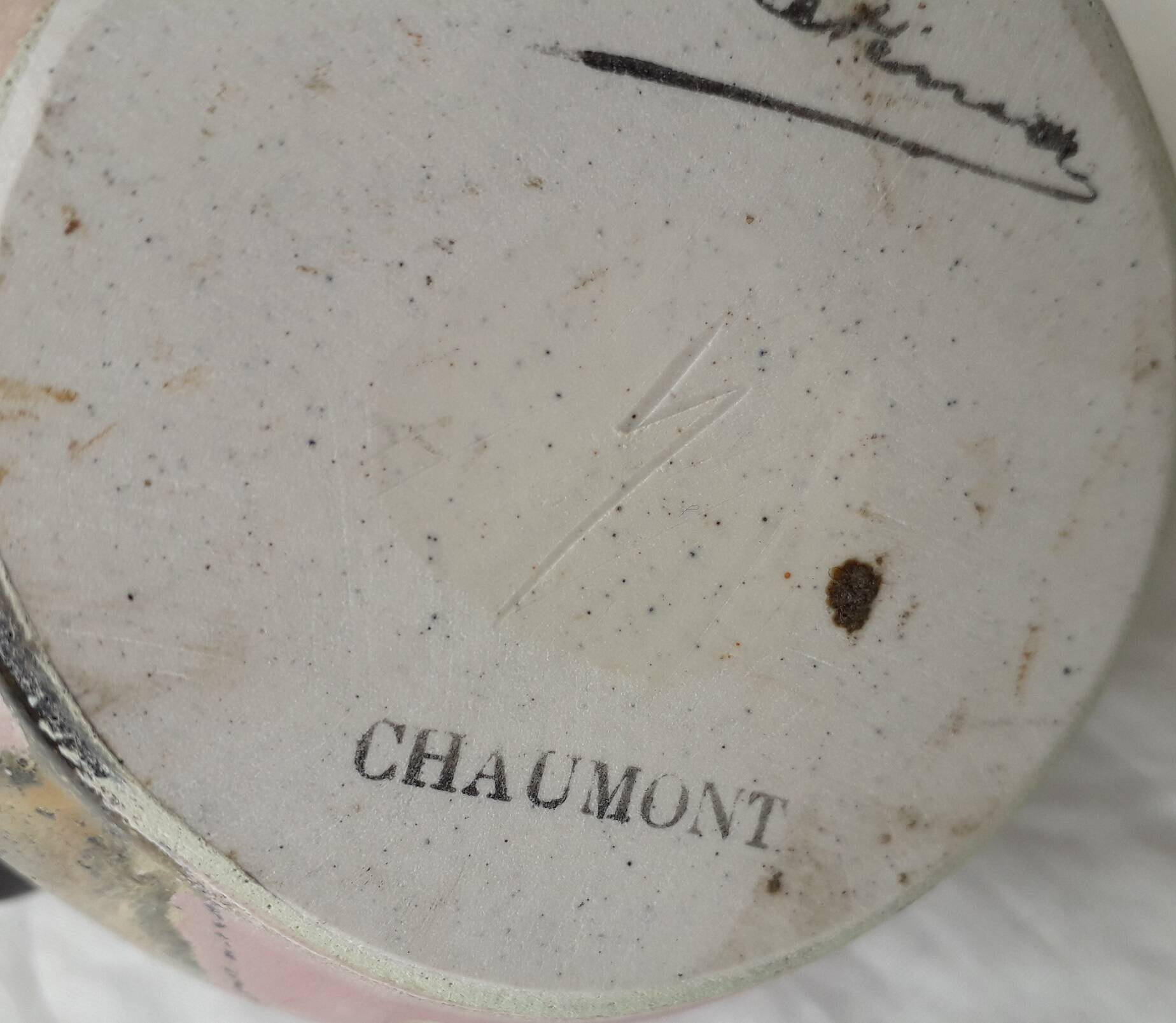 Metenier stoneware vase