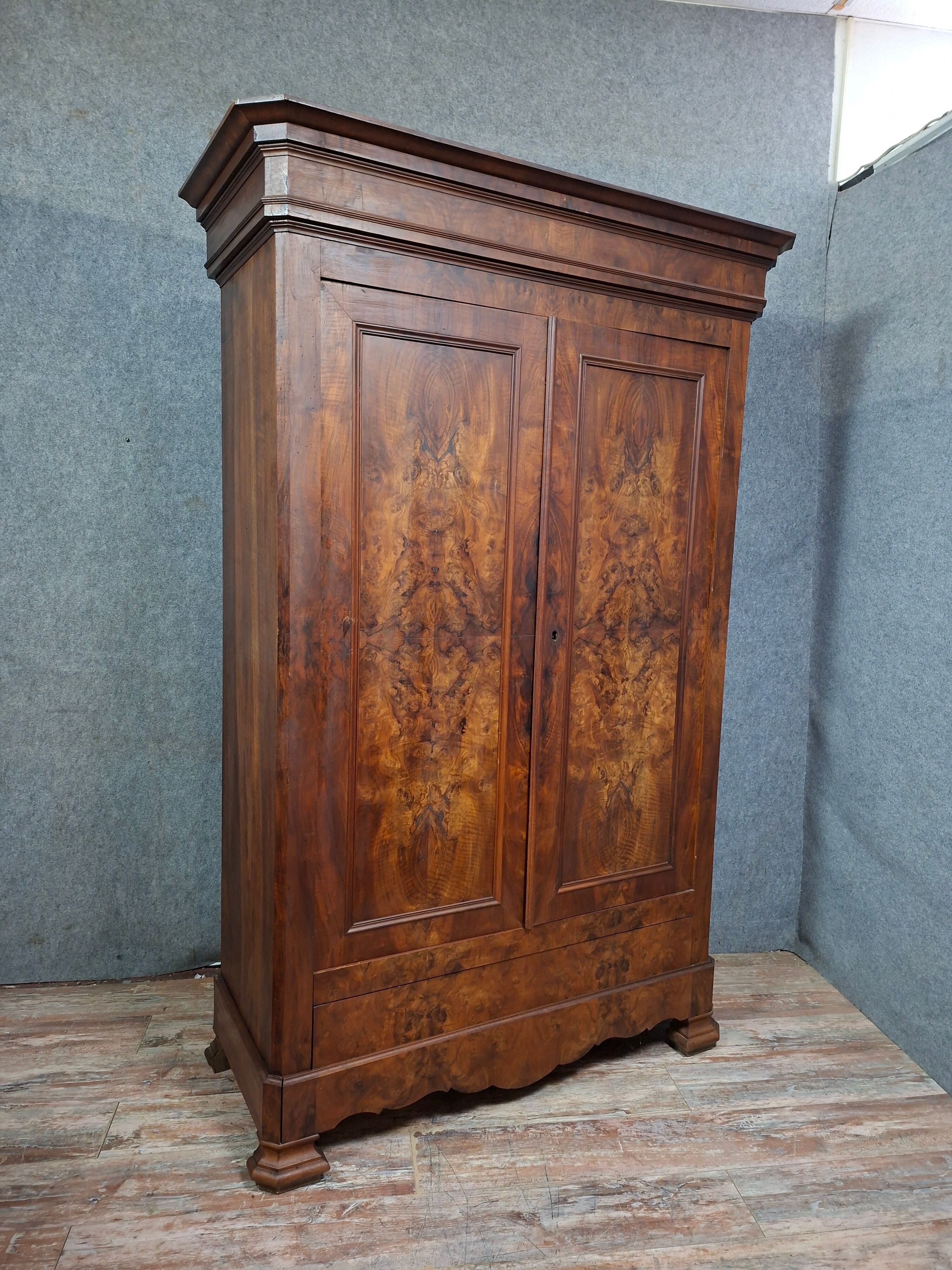 Louis-Philippe walnut burl wardrobe – 19th century period