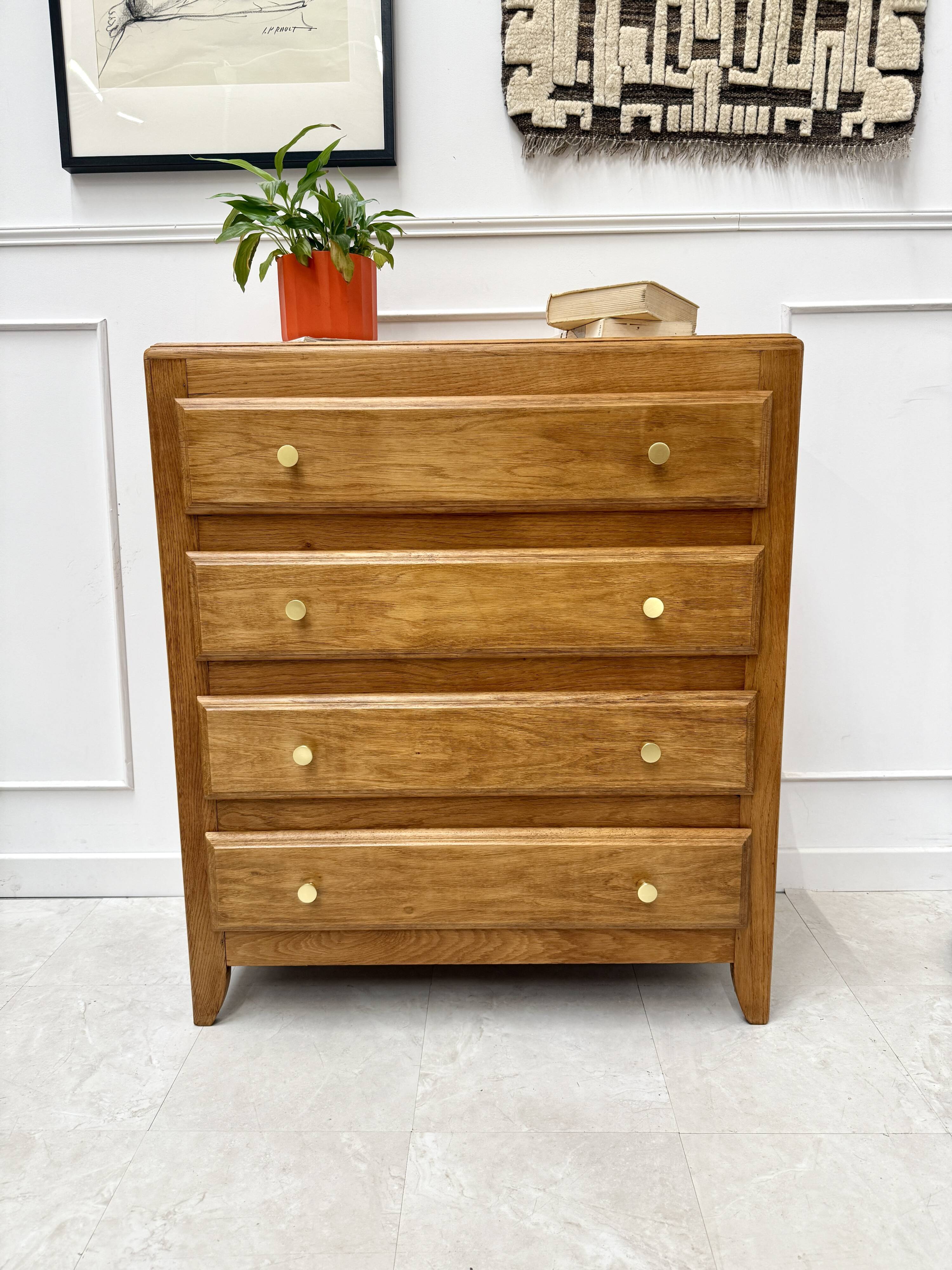 Vintage oak chest of drawers