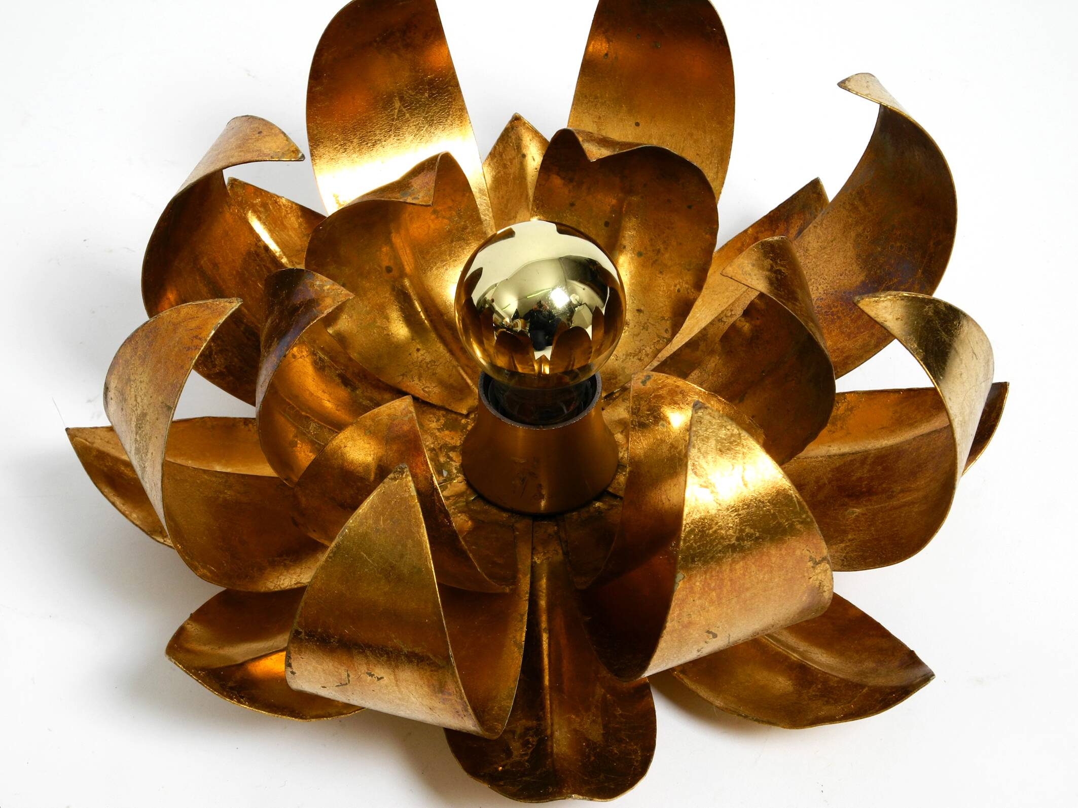 Pair of 70's gilded floral Regency wall or ceiling lamp with large leaves