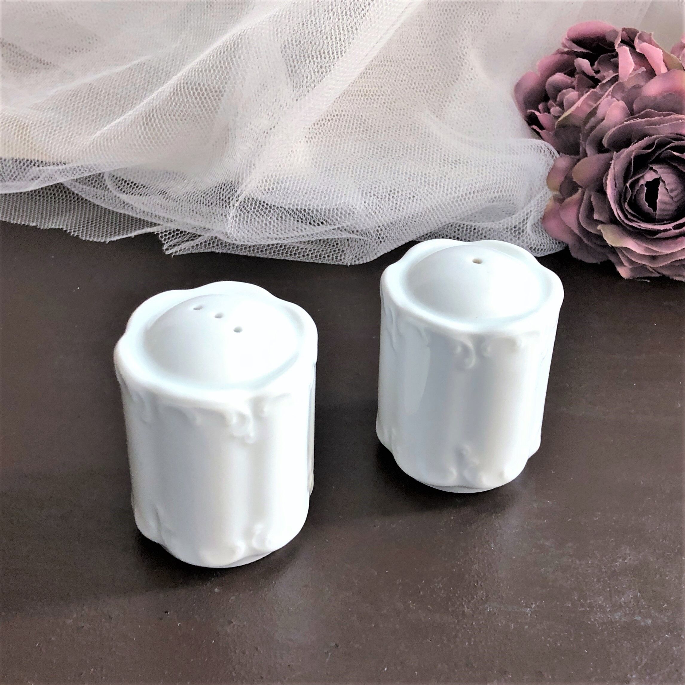 Salière poivrier porcelaine blanche