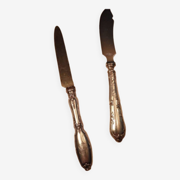 Set of two silver-filled knives