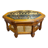 Rounded table in wood and glass