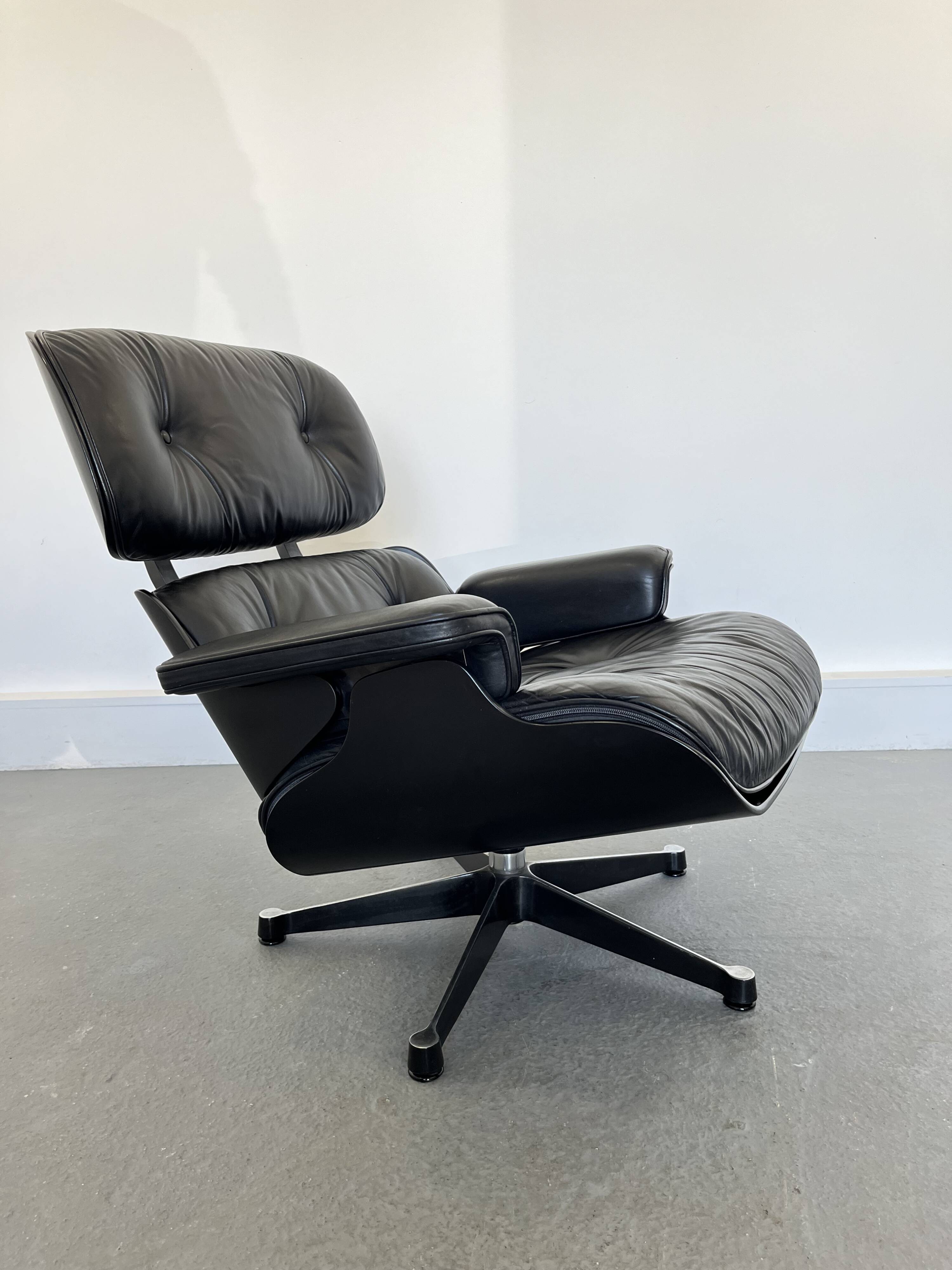 Lounge Chair by Charles & Ray Eames for Vitra, 1980s