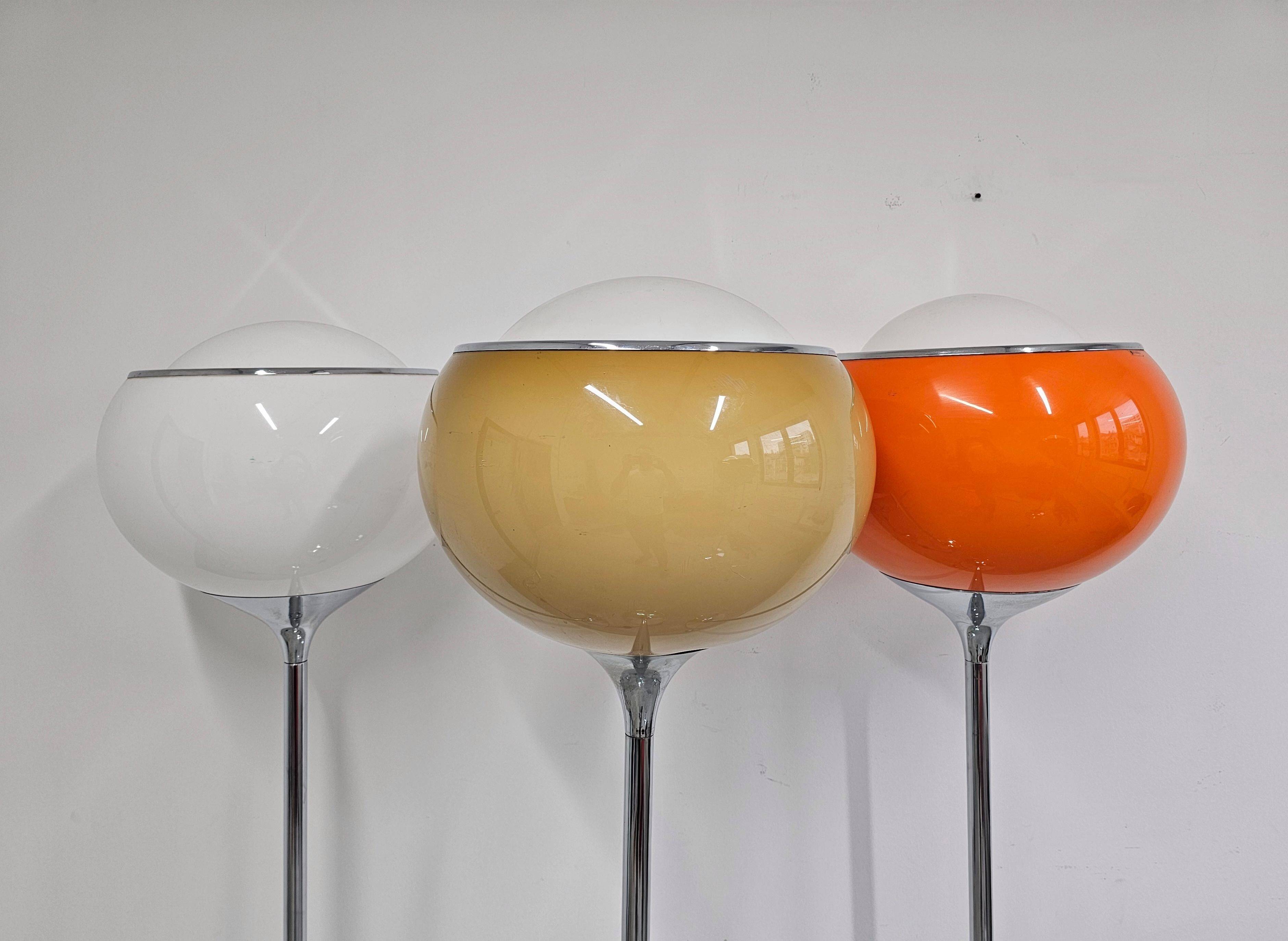 Mid Century Modern Floor Lamp "Flash" or "Bud Grande" by Harvey Guzzini