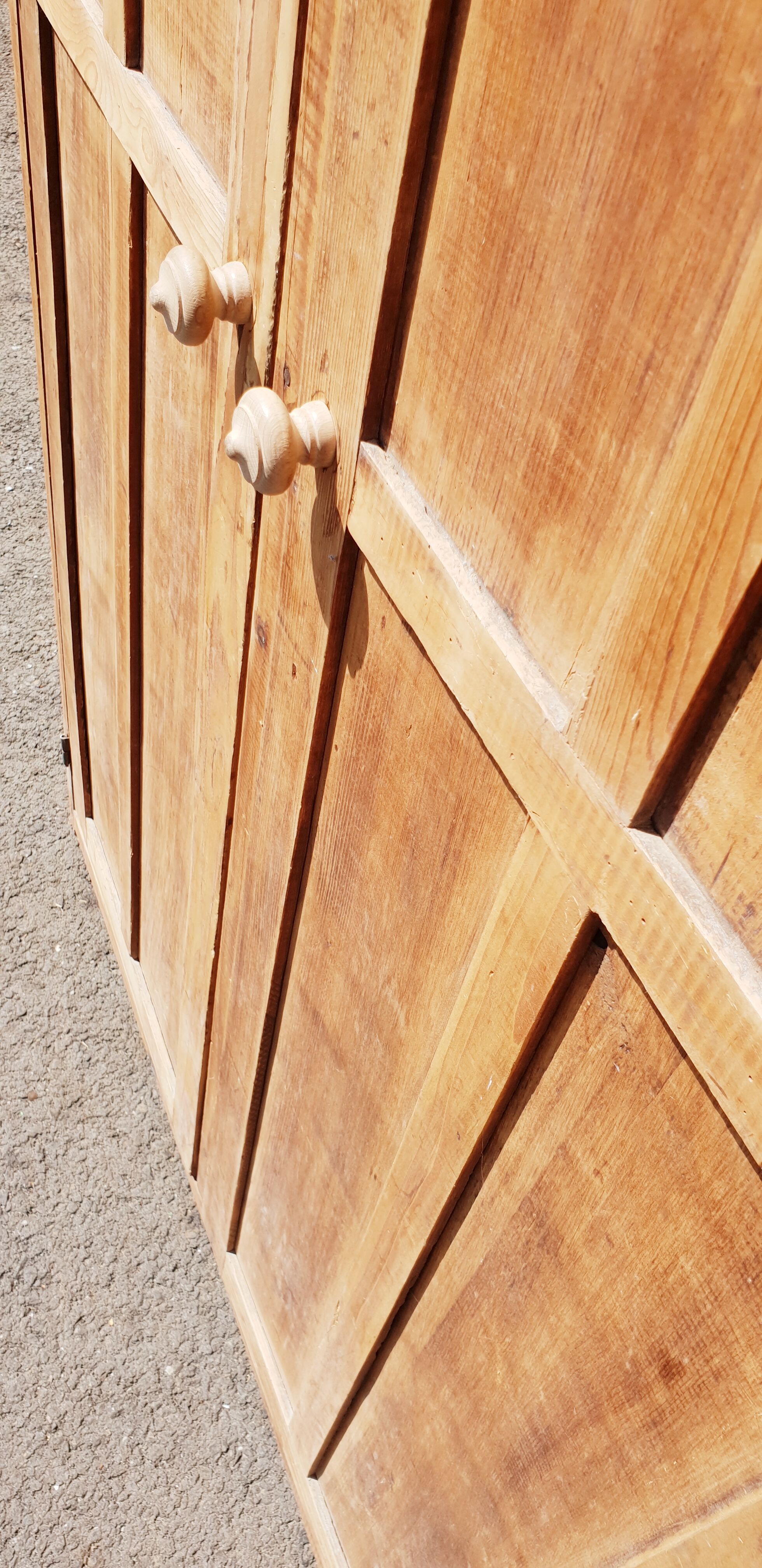 Armoire Parisienne vintage