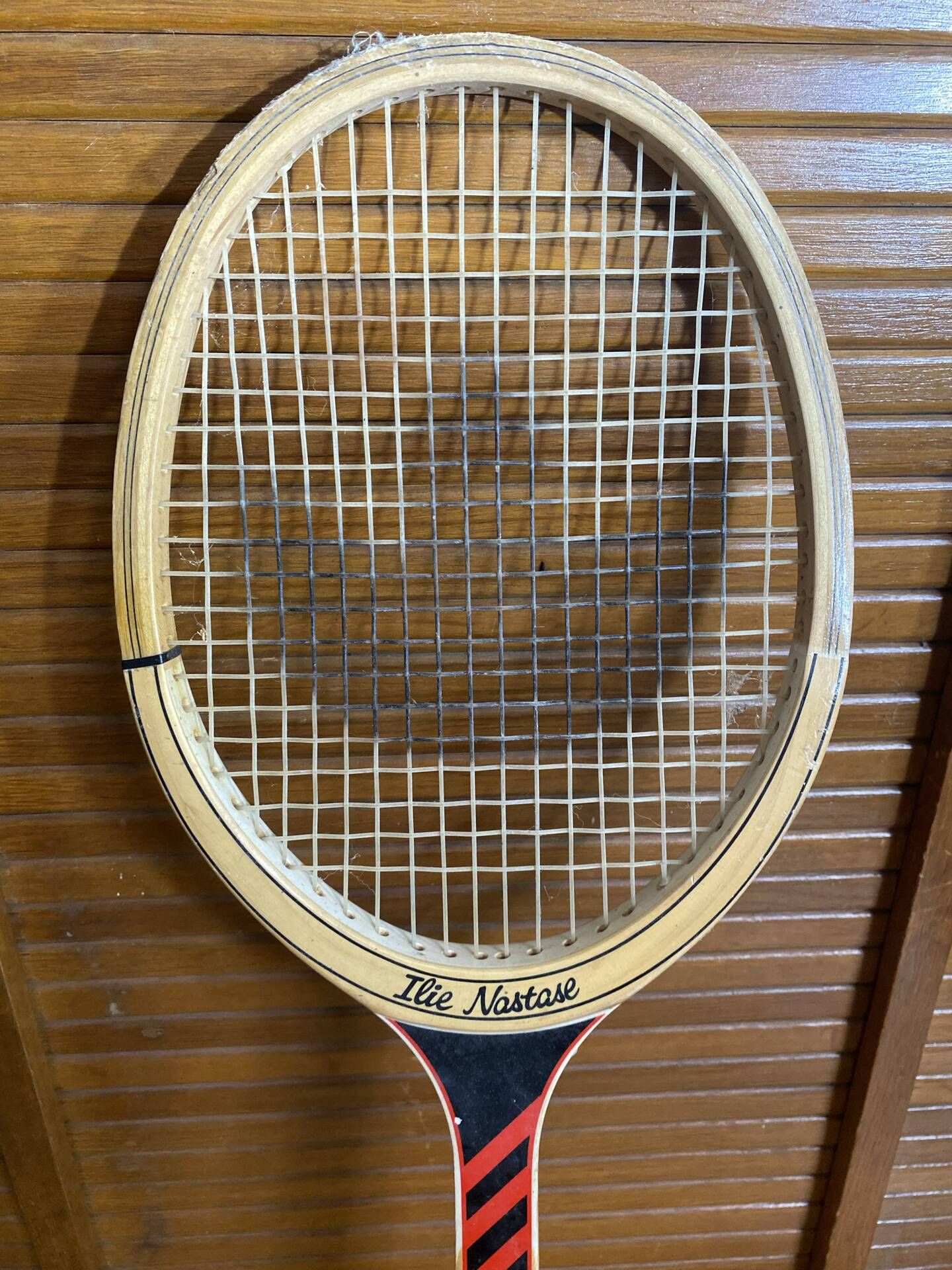 Raquette Tennis Ancienne ADIDAS Ilie Nostase Bois Sport + Housse Vinta