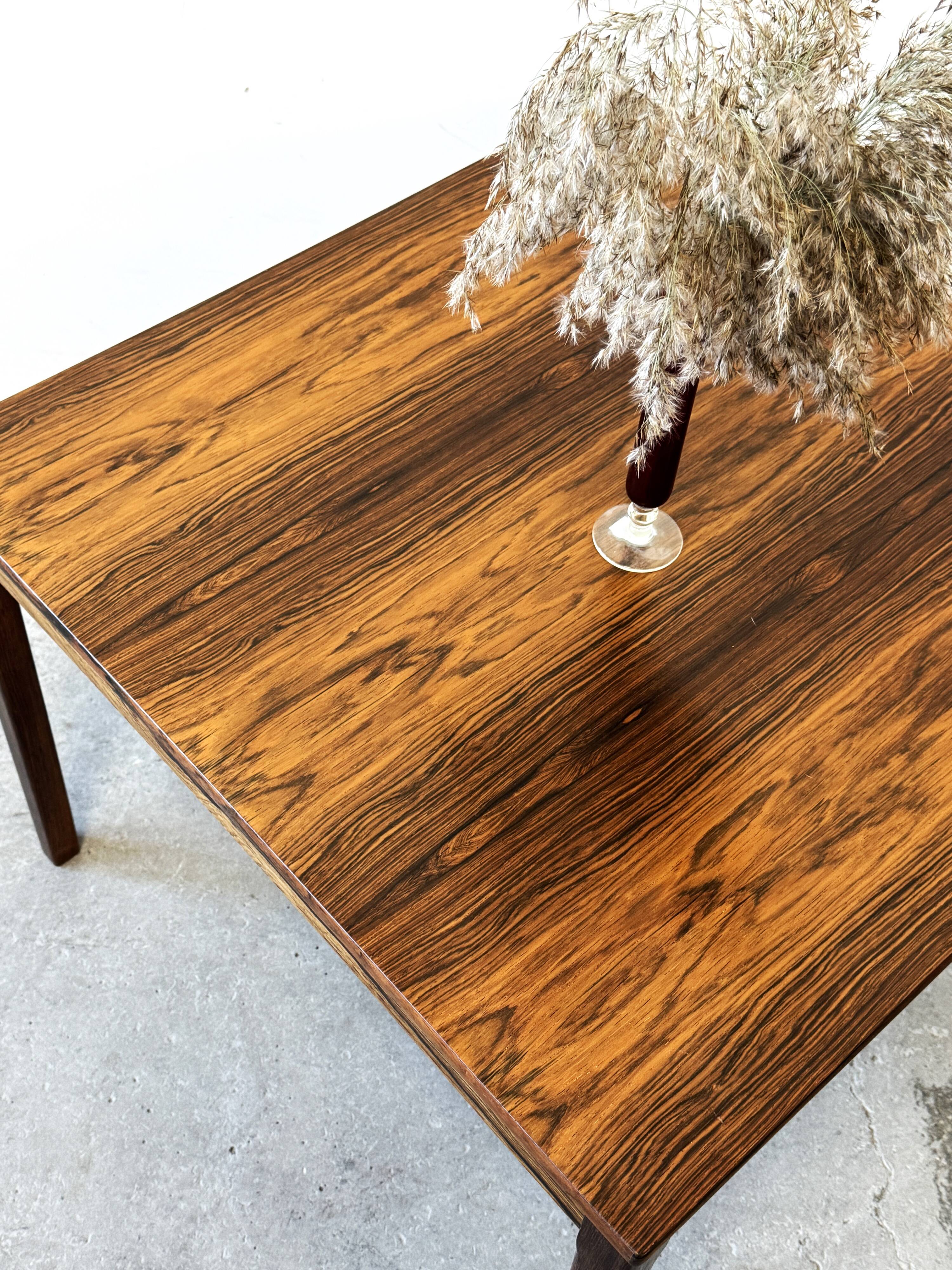 Rosewood Coffee Table, Denmark 1960s/1970s, VNTG, Mid-C Modern