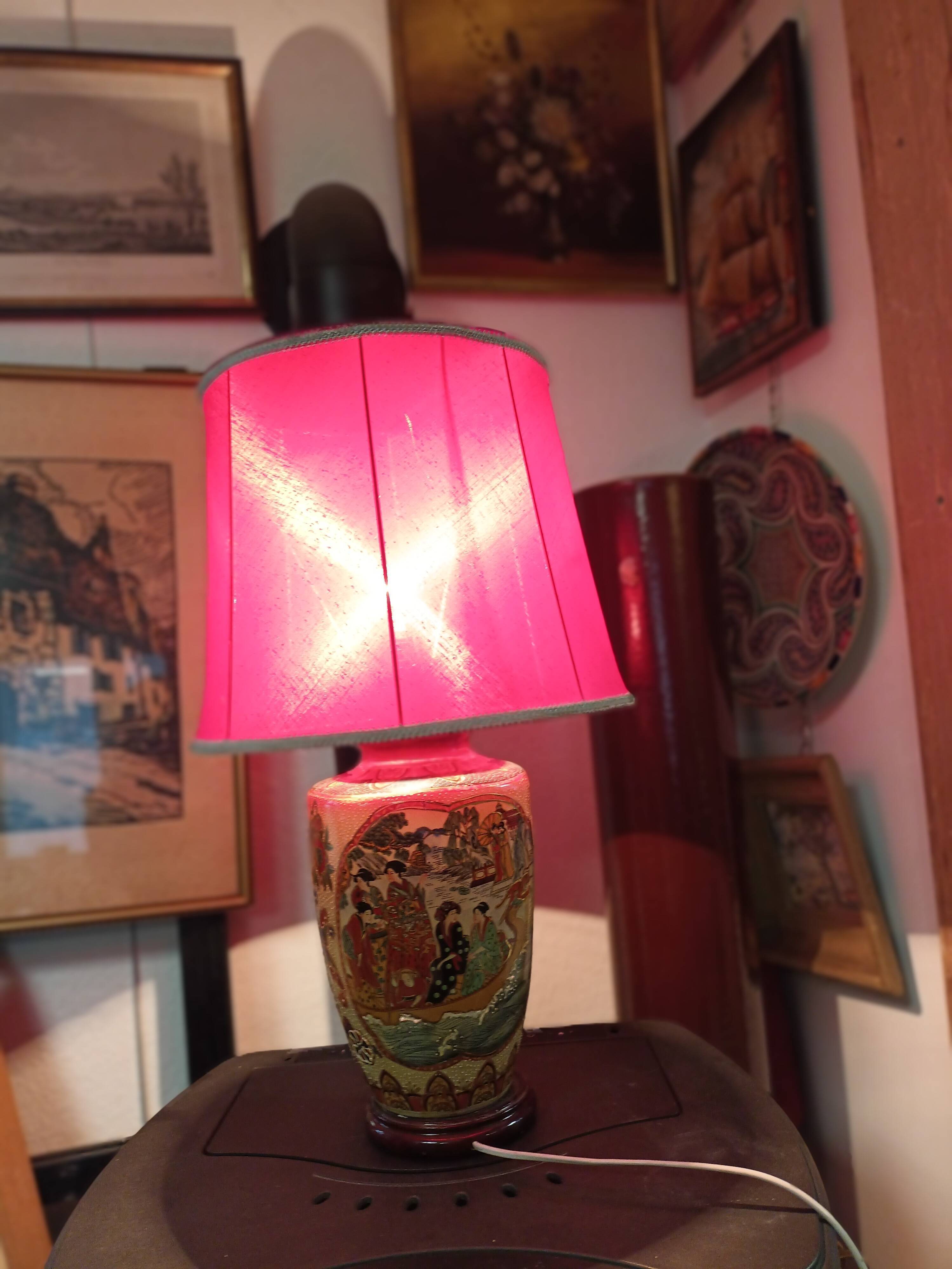 Asian ceramic lamp