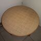 Table basse tripode en bambou dans le goût de Audoux-Minet avec porte-revues, 1950