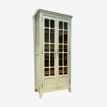 Armoire parisienne vitrée