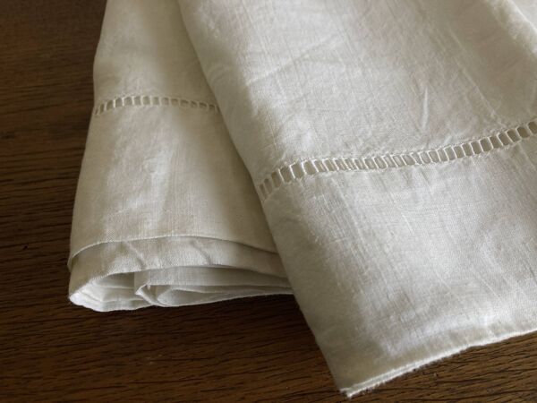 Drap de lin réserve de trousseau ancien neuf à jours et BL moderniste L180