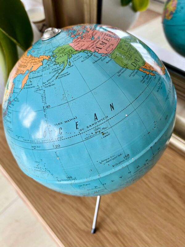 Mappemonde globe terrestre tripode