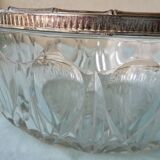 Salad bowl dish