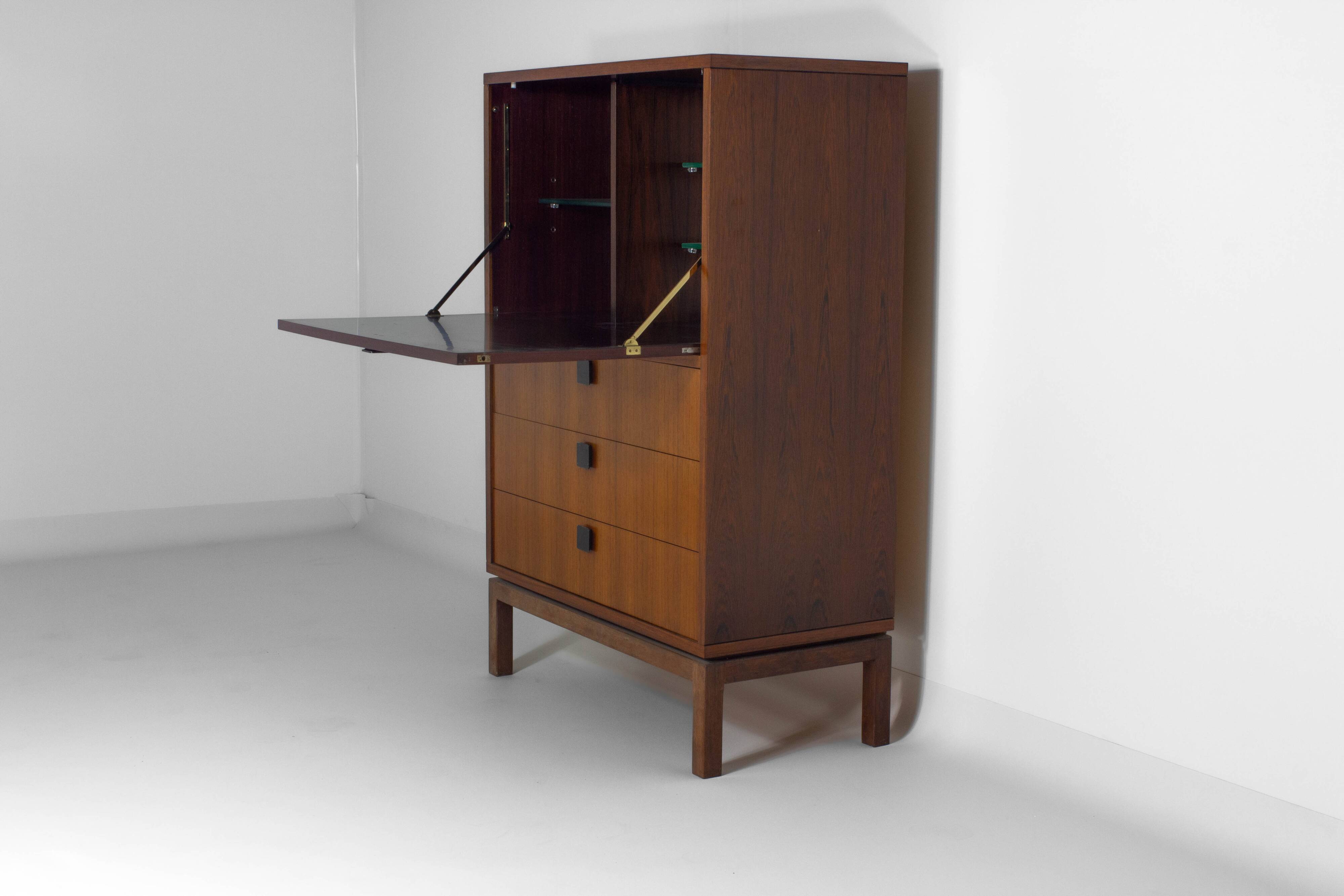 Bureau / meuble bar N14 par Alfred Hendrickx