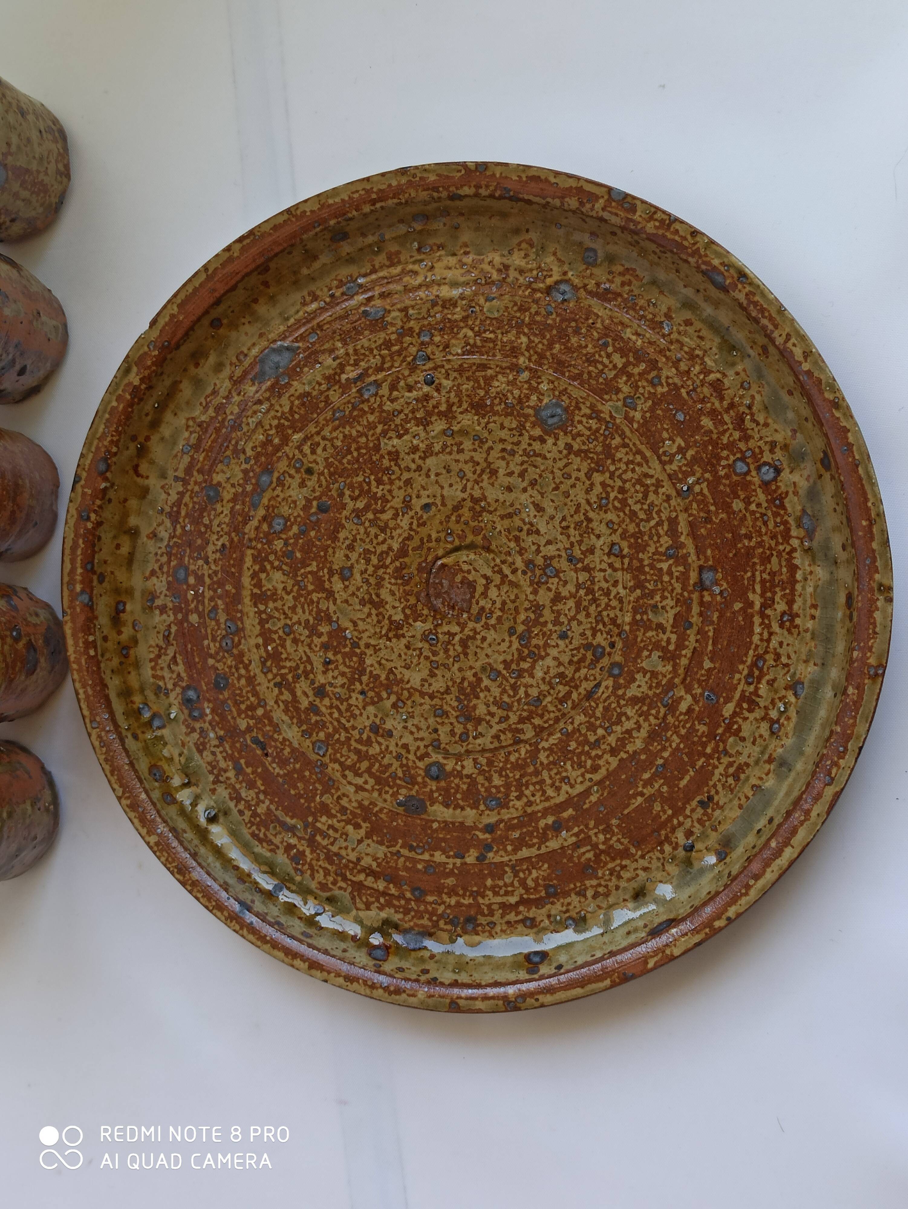 Service La Borne in raw pyrity sandstone