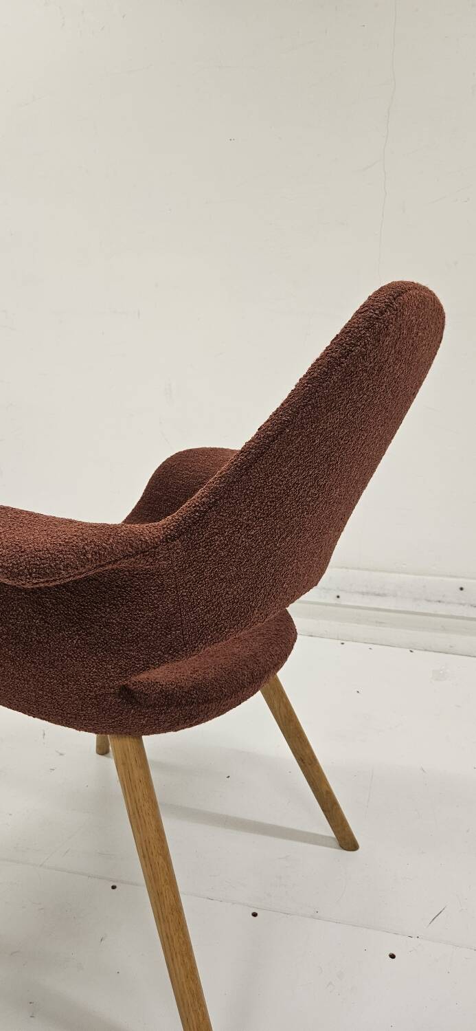Chaise Boucle Charles Eames Organic de Vitra