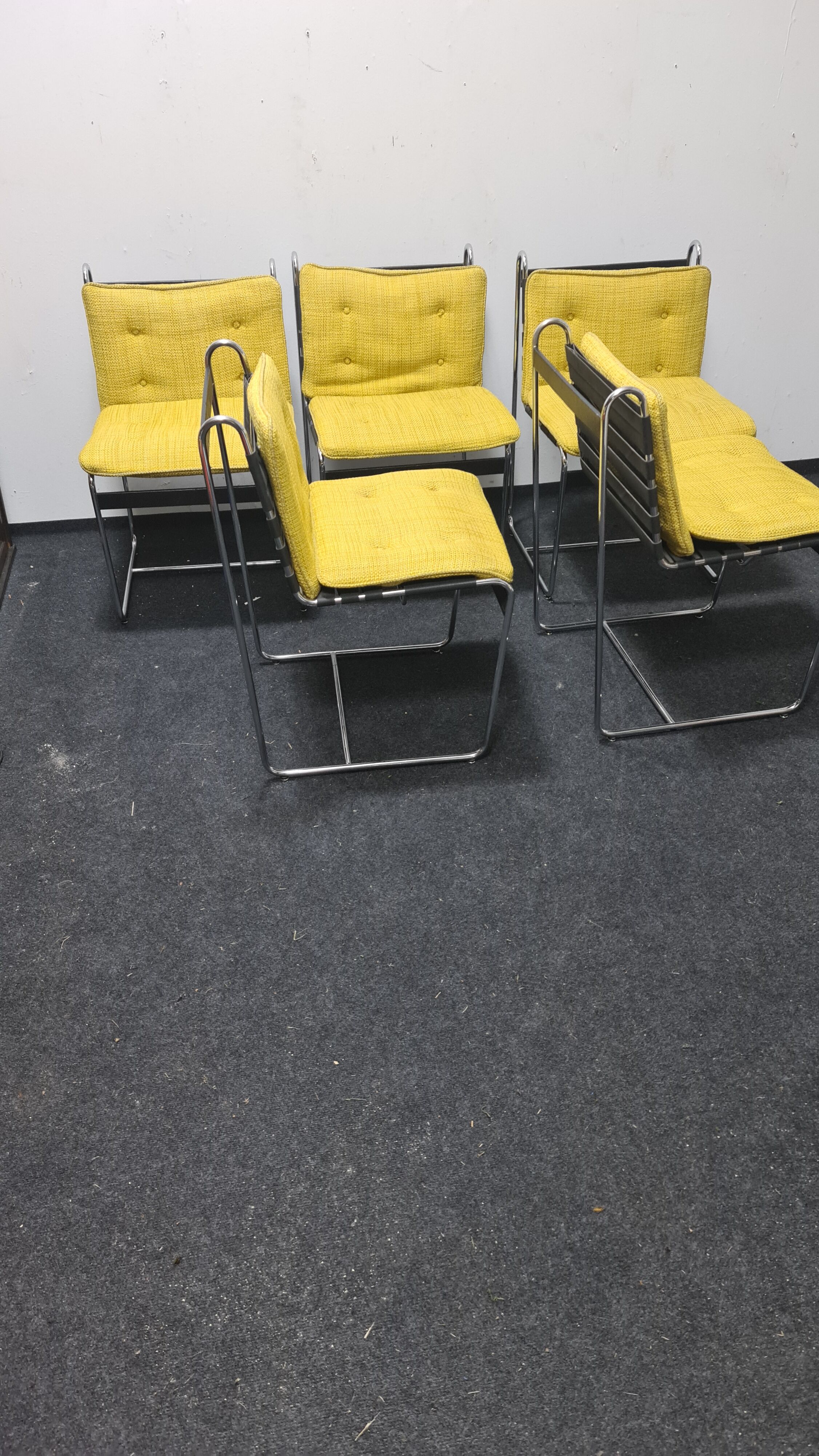 A set of 6 vintage  metal framed dinning chairs