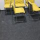 Un ensemble de 6 chaises à manger vintage à cadre métallique
