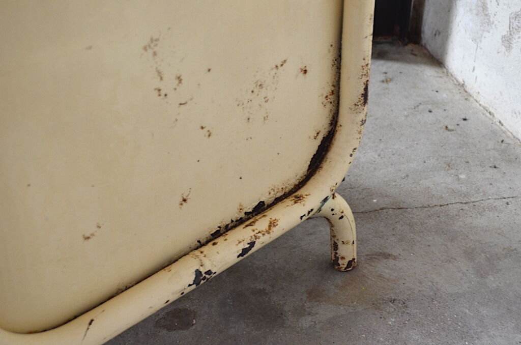 Locker room furniture industrialist peter vintage 1950