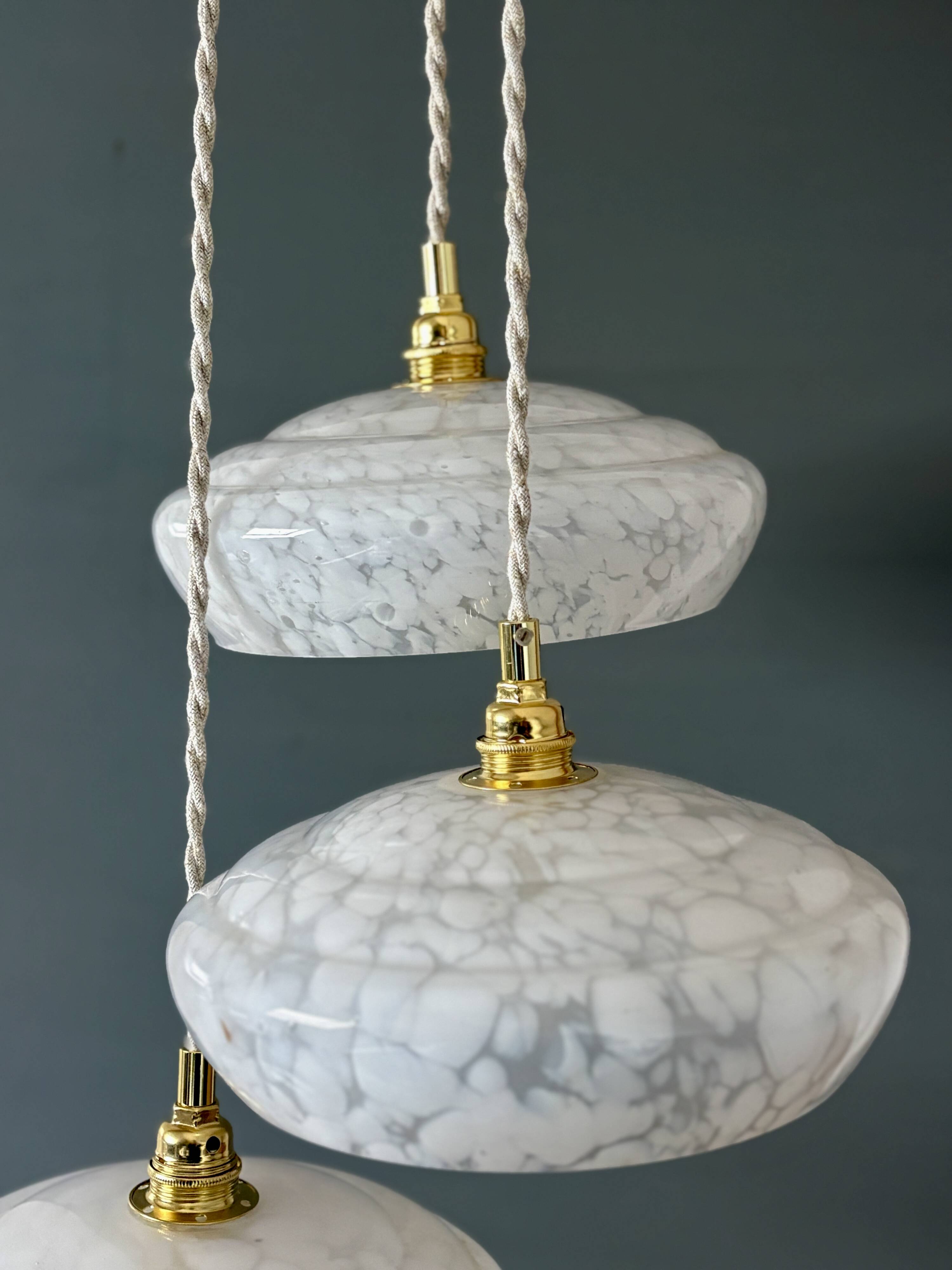 Vintage triple suspension lampshade in Clichy glass bench