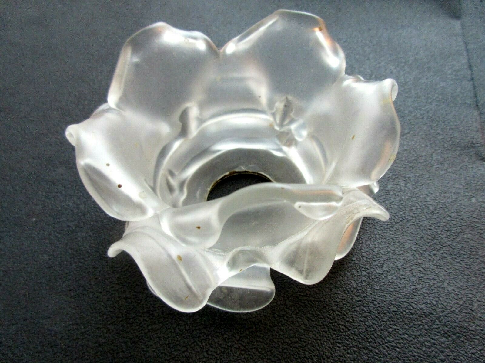 Art Deco art brass carved with acanthus, pink tulip in colorless glass